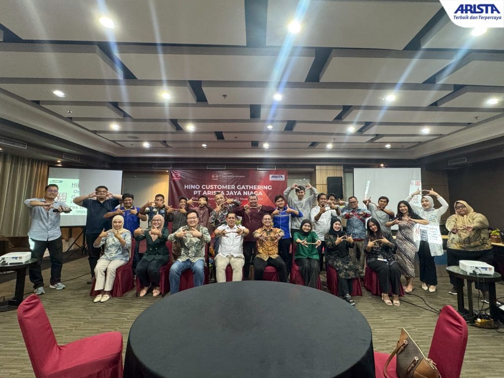 hino customers gathering