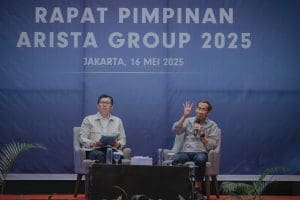rapat pimpinan arista