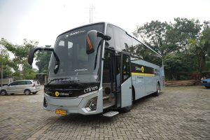 Hino Arista serahkan 10 unit Hino RM 280 ABS